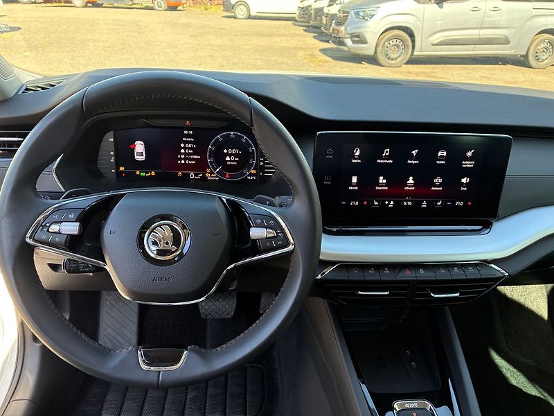 Škoda Octavia 2.0 TSi 4x4 STYLE DSG ČR - fotka 9 z 22