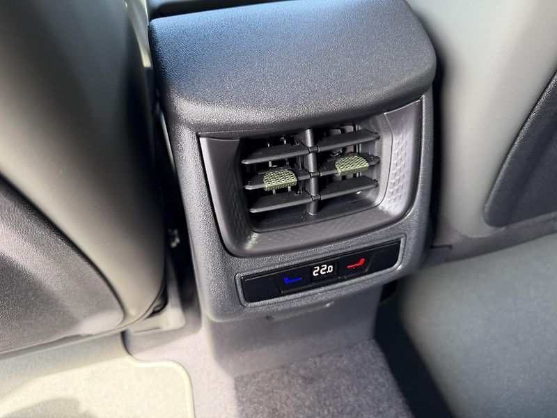 Cupra Terramar (2026) 2.0TSI 150kW 4WD TRIBE NT R20! - fotka 27 z 52
