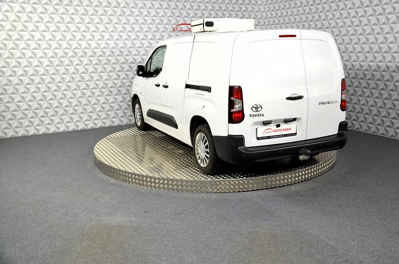 Toyota ProAce (2023) 130 extraLong Comfort - fotka 8 z 19