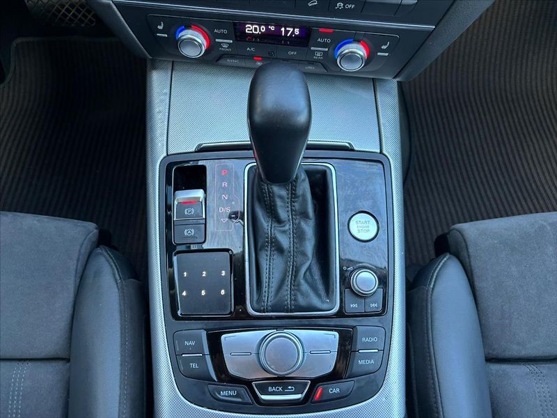 Audi A6 Allroad 3,0 TDI  quattro S tronicCZ DP - fotka 27 z 35