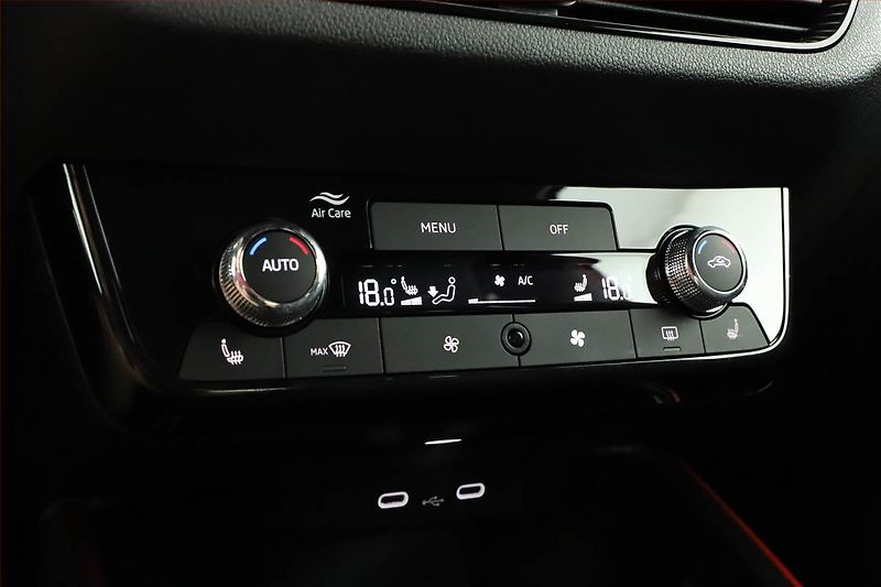 Škoda Fabia (2025) 1.0 TSI, MONTE CARLO, AUTOMAT - fotka 13 z 20