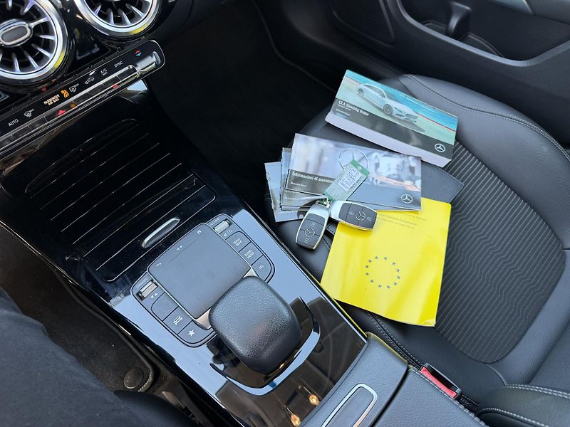 Mercedes-Benz CLA Kombi 180d 85kW  - fotka 13 z 17