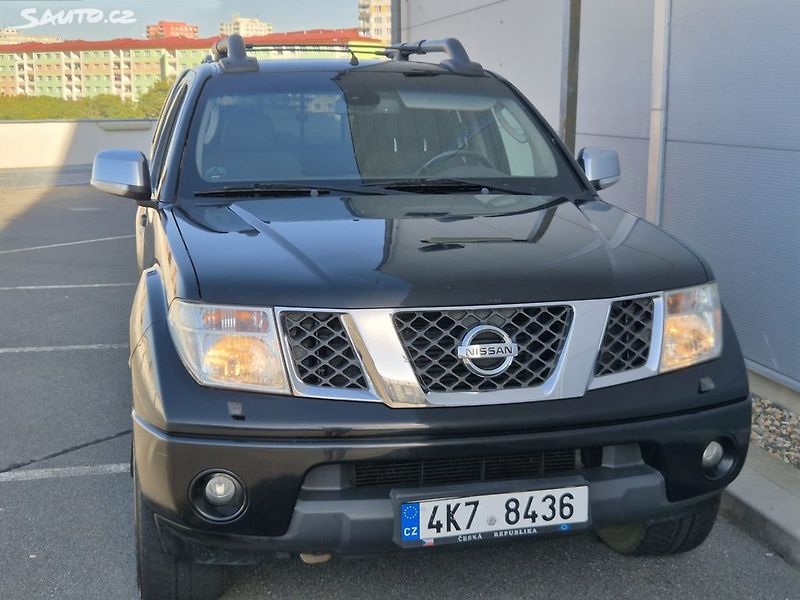 Nissan Navara (2008) 2.5 DCi 126 Kw Manuál Taž 3t. - fotka 9 z 23