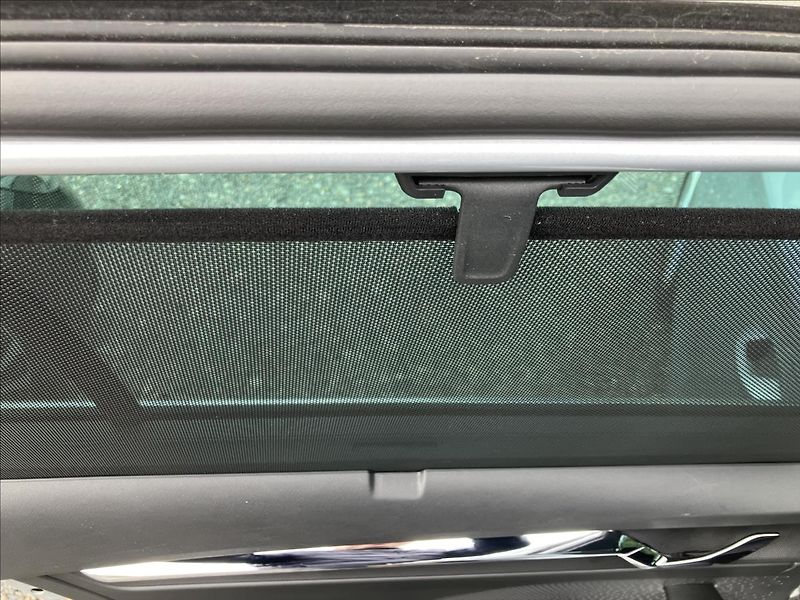 Škoda Octavia 2,0 TAŽNÉ,KŮŽE,MATRIX-BEAM - fotka 16 z 36