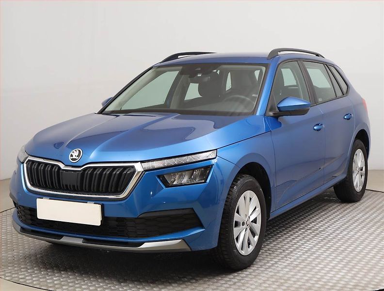 Škoda Kamiq (2023) Ambition Plus 1.0 TSI, ČR - fotka 2 z 17
