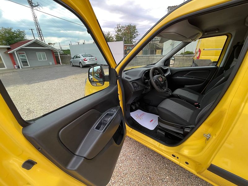 Fiat Dobló 1.6mJTD 77kW*CZ* 1.MAJ* - fotka 10 z 22