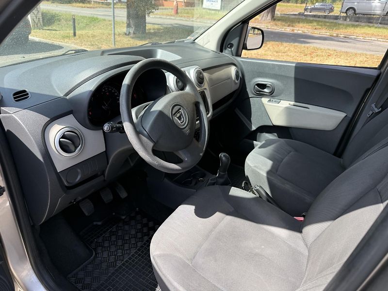 Dacia Lodgy 1.6i - fotka 6 z 10
