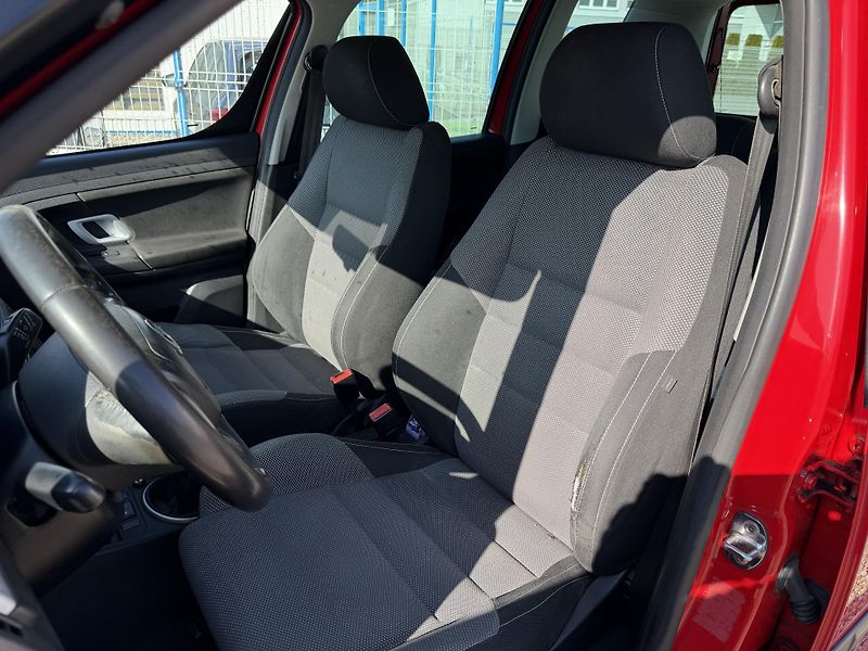 Škoda Roomster 1,4i 16V/63kW - KLIMA,ABS - fotka 13 z 59