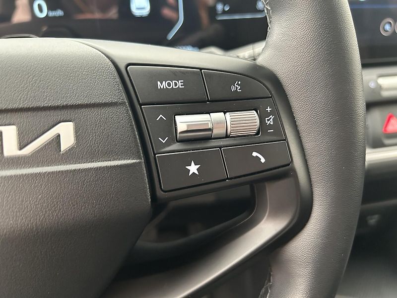 Kia K4 1.6 T-GDi EXCLUSIVE 110 KW (20 - fotka 13 z 26
