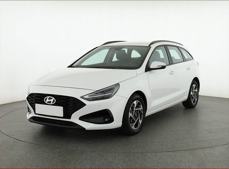 Hyundai i30 (2024) 1.0 T-GDI, ČR,1.maj - fotka 2 z 21