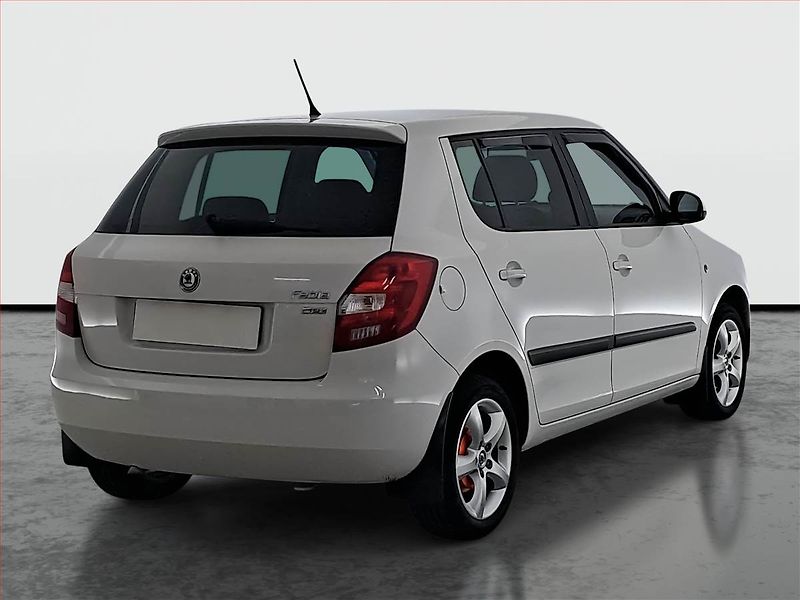 Škoda Fabia (2011) Ambition 1.2 TSI, Serv.kniha - fotka 5 z 15