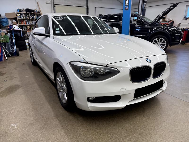 BMW Řada 1 116D 1.6D 85kW - fotka 1 z 13
