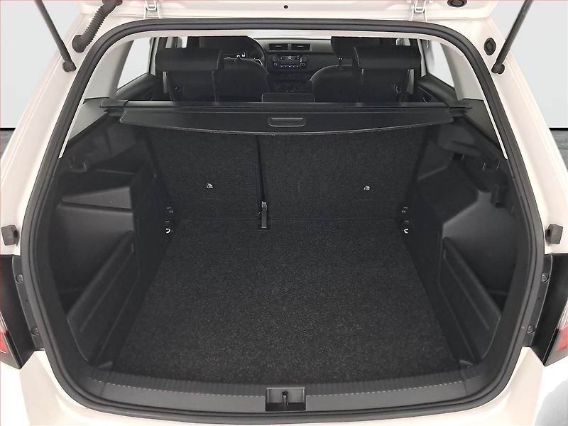 Škoda Fabia (2022) Ambition 1.0 TSI, ČR,1.maj - fotka 13 z 16