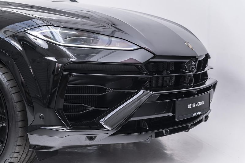 Lamborghini Urus - fotka 11 z 42