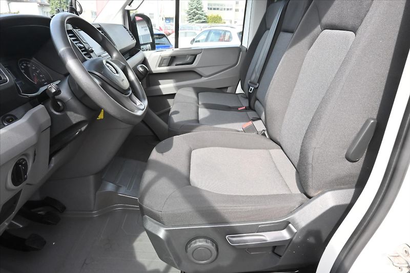 Volkswagen Crafter 2,0 TDI 103 kW L2H2 Záruka až - fotka 14 z 29