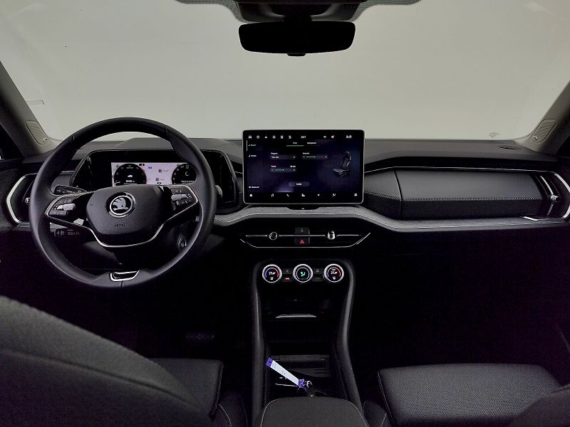 Škoda Kodiaq (2024) Exclusive selection 2,0 Tdi 14 - fotka 5 z 48