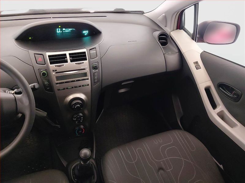 Toyota Yaris (2009) 1.33 Dual VVT-i, Eko.zaplacen - fotka 8 z 15