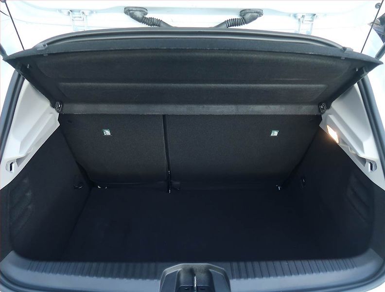 Renault Clio (2020) 1.0 TCe, Tempomat - fotka 13 z 15