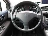 Peugeot 3008 (2011) 1.6 HDi, Navi, Tempomat - náhled 15