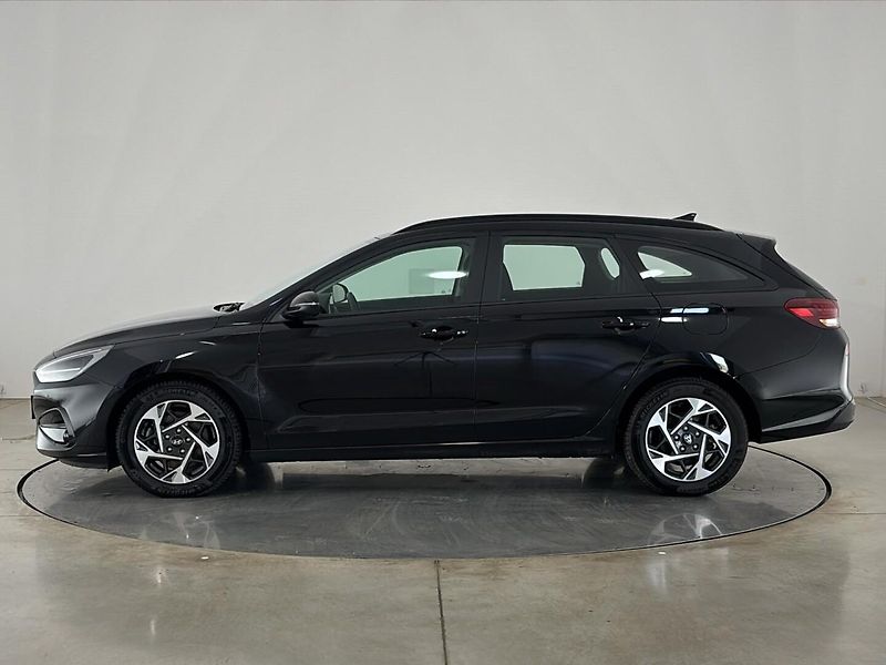 Hyundai i30 Smart DCT - fotka 3 z 26