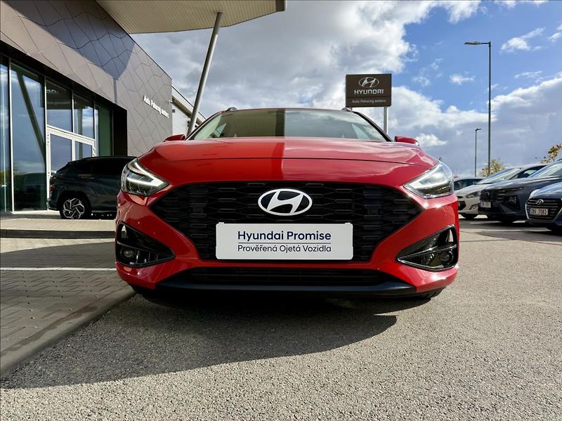 Hyundai i30 1,5 T DCT  WG FL Family Climat - fotka 5 z 26