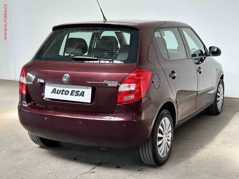 Škoda Fabia (2009) 1.6i - fotka 4 z 13