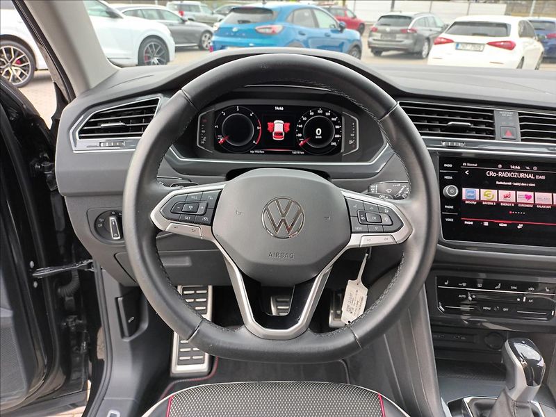 Volkswagen Tiguan 2,0 TDI,147KW,URBAN SPORT,4X4 - fotka 11 z 48