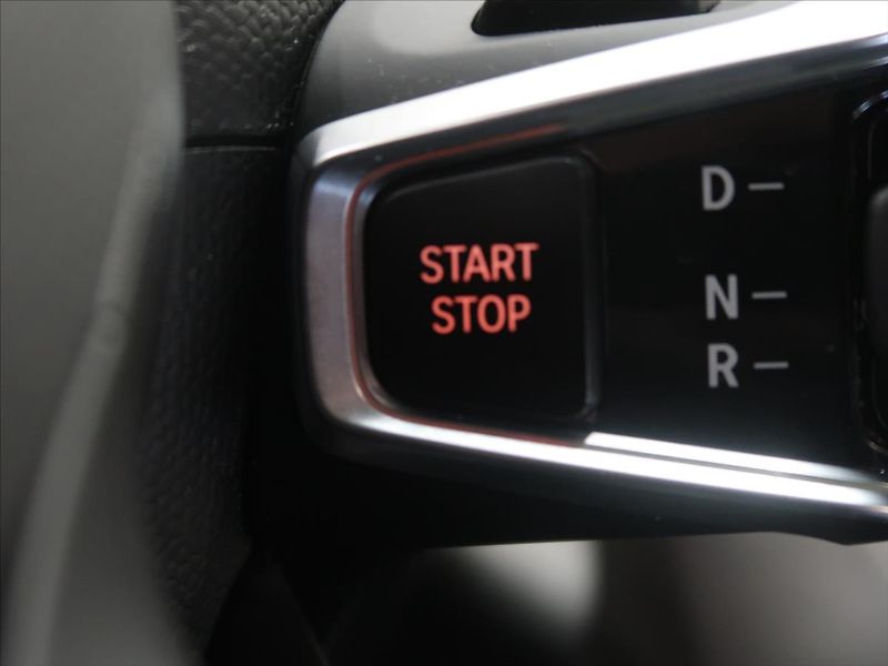 BMW i3 0,7 REX 60AH 125KW - fotka 25 z 32