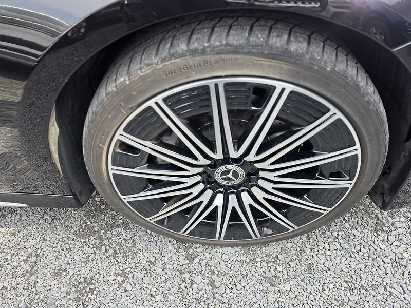 Mercedes-Benz Třídy E 450CDI AMG Burmaster 4D Full - fotka 6 z 25