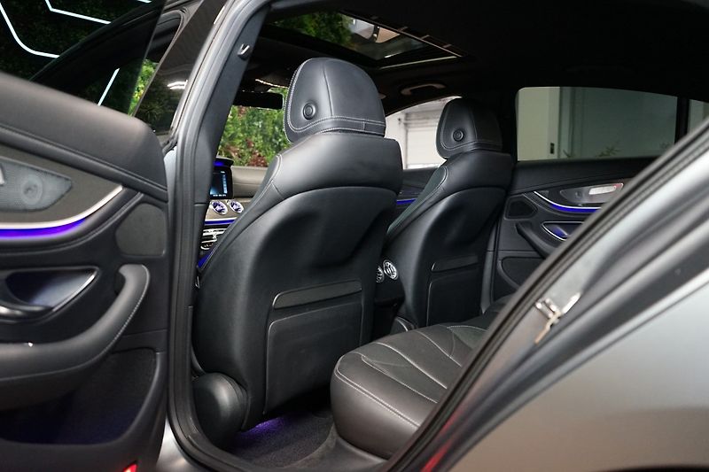 Mercedes-Benz CLS (2019) MANUFAKTUR*HUD*VZDUCH*360 - fotka 16 z 38