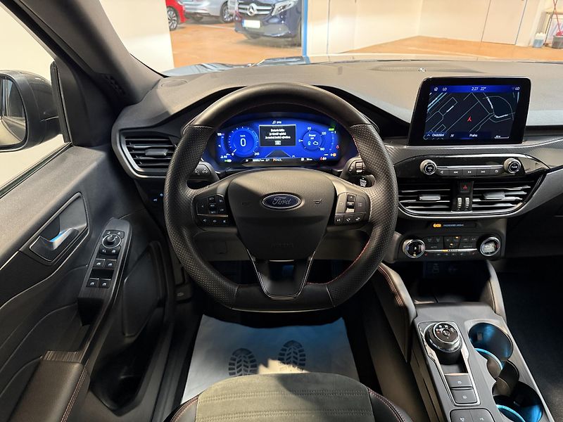 Ford Kuga 2.5 Duratec Hybrid HEV ST-Line - fotka 6 z 15