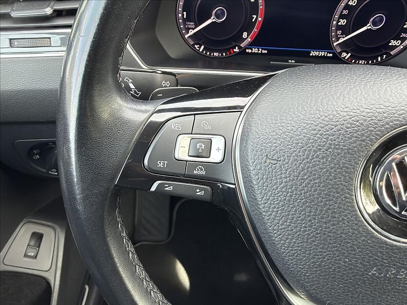 Volkswagen Tiguan Allspace 2.0 TSI 4Motion/Virtual/7míst - fotka 17 z 30