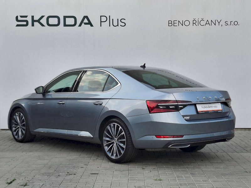 Škoda Superb (2020) L&K DSG 2,0TSi 140kW - fotka 11 z 35