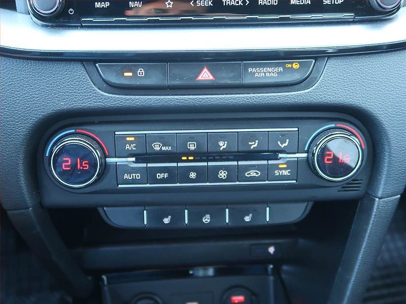 Kia Ceed (2021) GT Line 1.5 T-GDI, Serv.kniha - fotka 12 z 17
