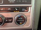Volkswagen Golf Sportsvan TSi LOUNGE *SERV.KN. WEBASTO - náhled 41