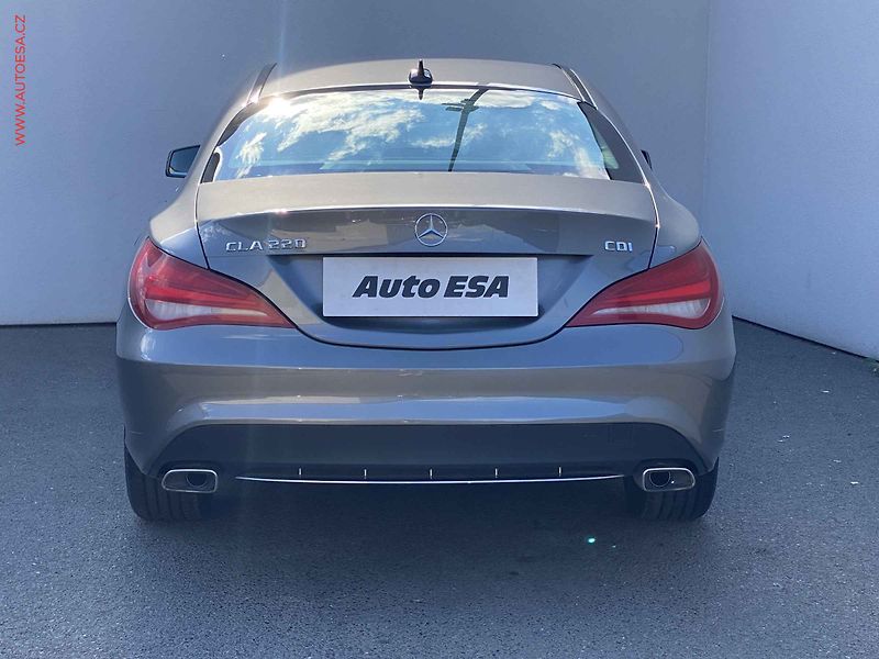 Mercedes-Benz CLA (2013) 2.2 CDi 220, AT, bixen - fotka 5 z 20