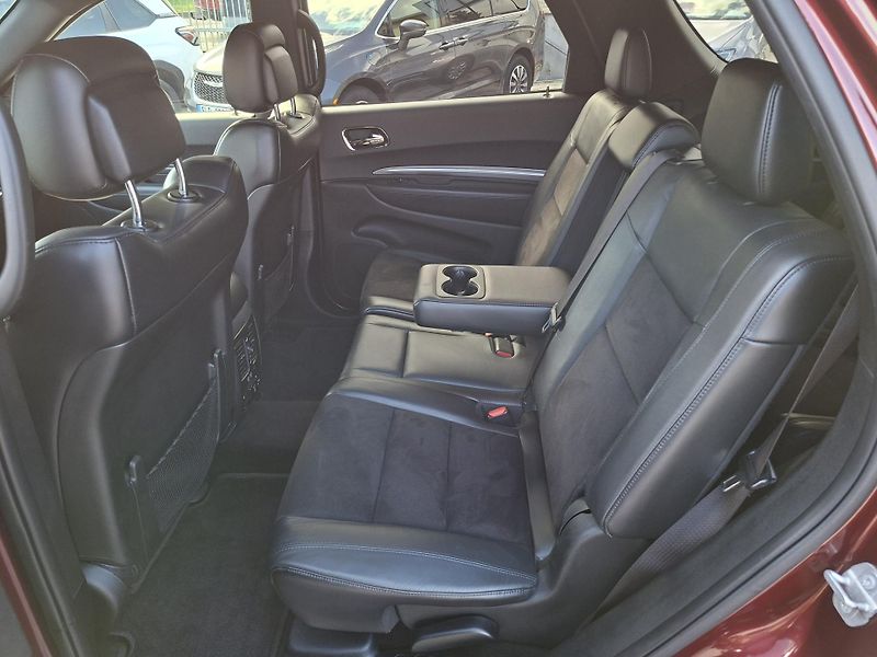 Dodge Durango (2019) 5,7L 4x4,7míst, LPG, REZERVACE - fotka 21 z 45