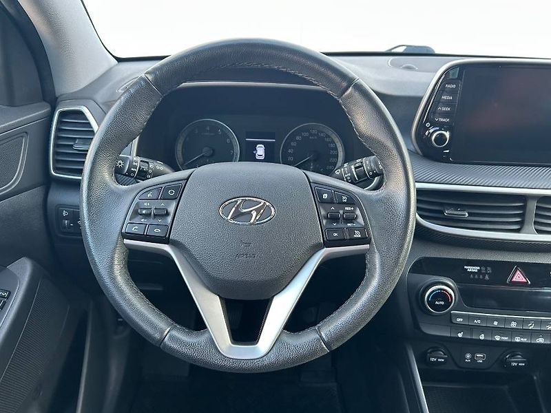 Hyundai Tucson 1,6 130 kw 1,6i - fotka 11 z 23
