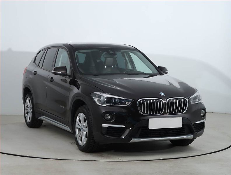 BMW X1 (2016) xDrive18d, 4X4, Automat - fotografie inzerátu