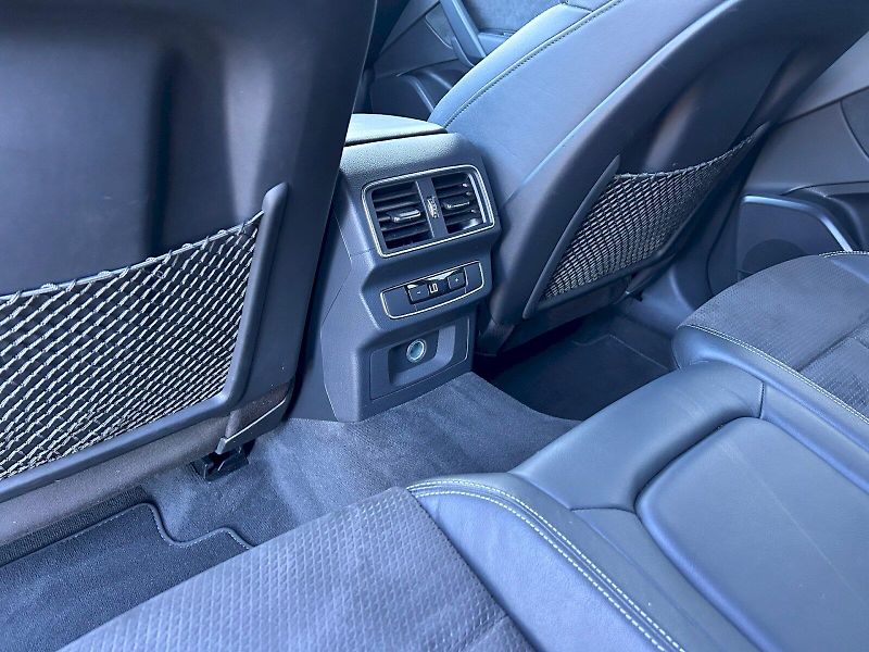Audi Q5 (2019) 3.0 TDI 210kW Quattro S-LINE - fotka 24 z 35