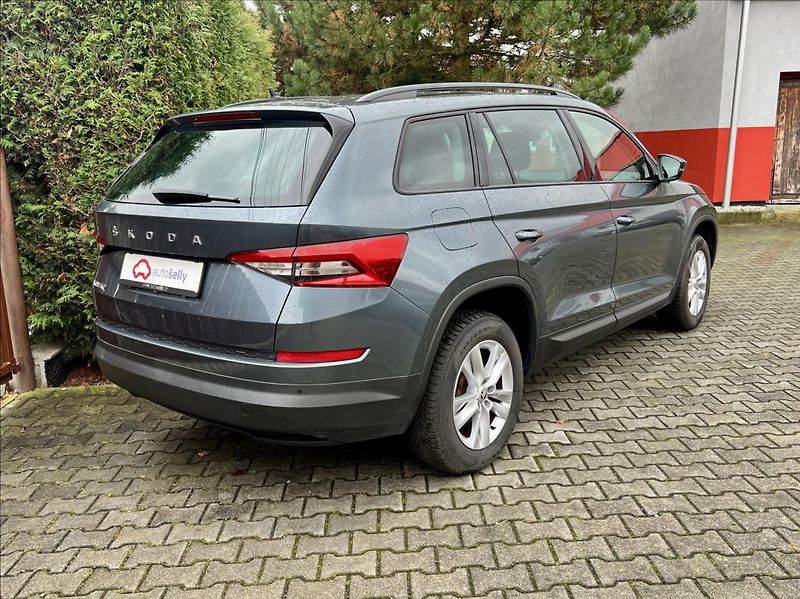 Škoda Kodiaq 2,0 TDi DSG ACC LED 7-míst - fotka 5 z 45