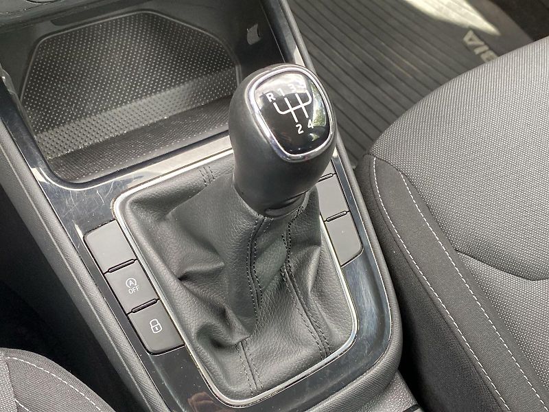 Škoda Fabia (2021) 1,0 MPi Ambition+ - fotka 13 z 31