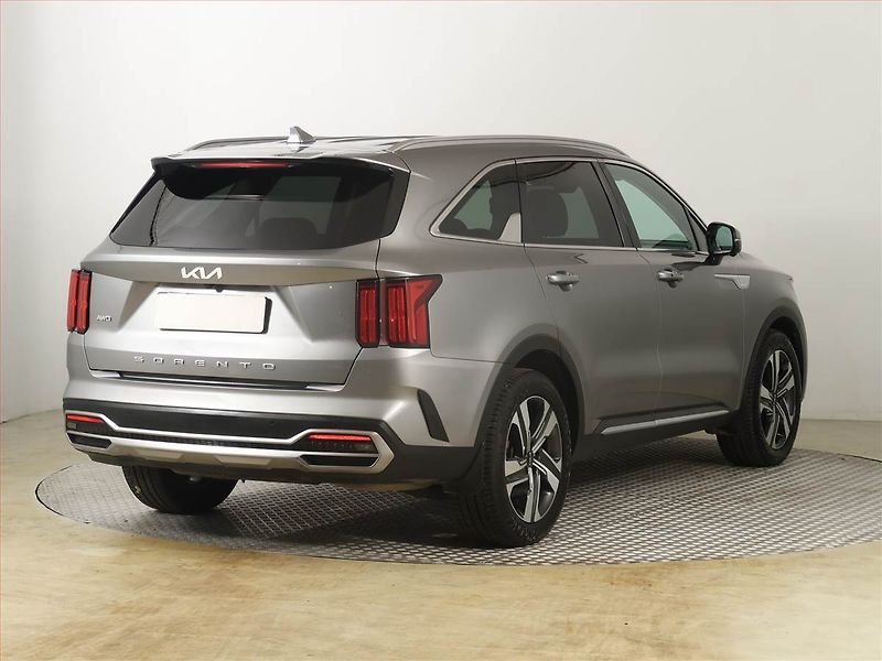 Kia Sorento (2022) 2.2 CRDi - fotka 5 z 31