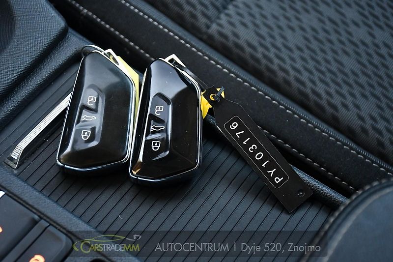 Škoda Octavia 1.5TSi STYLE LED TAŽNÉ ČR 1M - fotka 36 z 51