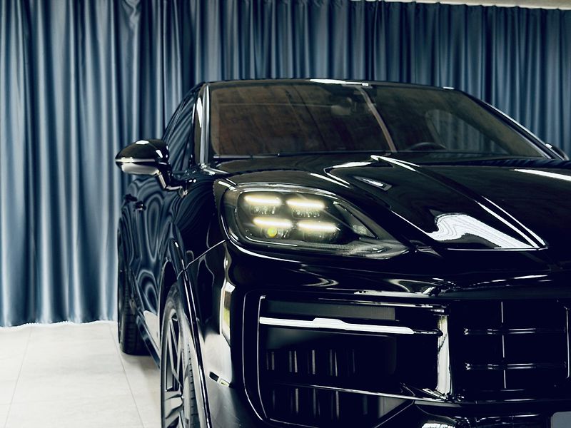 Porsche Cayenne (2024) S Coupe SPORTDESIGN MASAZ 3xTV - fotka 7 z 45