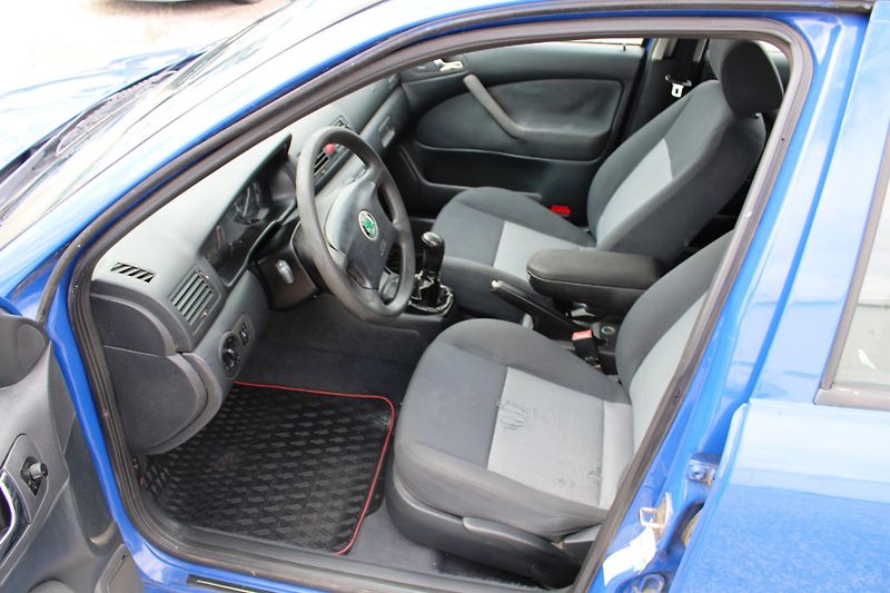 Škoda Octavia (2002) 1.9 TDI KLIMA,EL OKNA,ALU KOLA - fotka 9 z 16