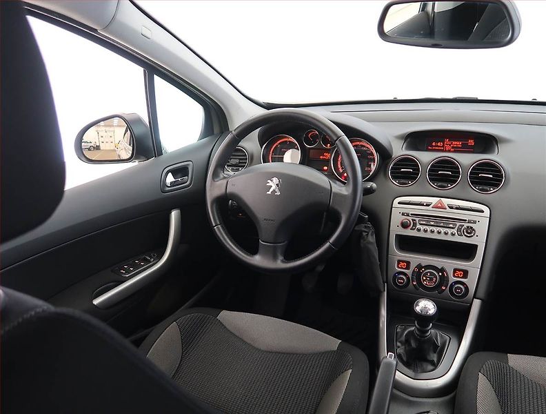 Peugeot 308 (2011) 1.6 HDi, Tempomat - fotka 7 z 18