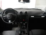 Audi A3 (2008) 2.0TDI quattro, AC, TZ - náhled 8