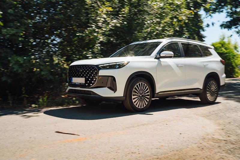 Chery Tiggo 8 (2026) 1.6 TGDI, UNIQUE, Ad. tempomat - fotka 29 z 30