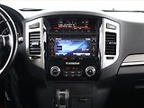 Mitsubishi Pajero (2015) 3.2 DI-D - náhled 10
